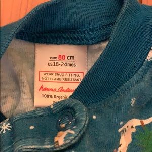 Hanna Andersson Pajamas - EUC Hanna Andersson Onesie Igloo Pajamas Hanna Andersson Pajamas - EUC Hanna Andersson Onesie Igloo Pajamas